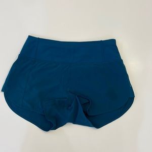 Athelta activewear shorts. Green. Size xs